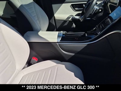 2023 Mercedes-Benz GLC 300 GLC 300