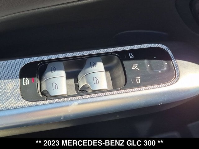 2023 Mercedes-Benz GLC 300 GLC 300