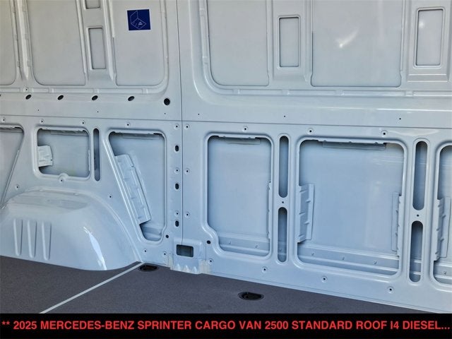 2025 Mercedes-Benz Sprinter Cargo Van 2500 Standard Roof I4 Diesel 144" RWD