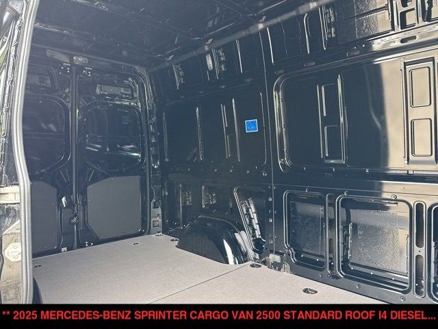 2025 Mercedes-Benz Sprinter Cargo Van 2500 Standard Roof I4 Diesel HO 144" RWD