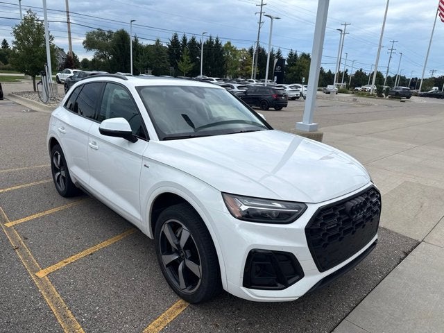 2023 Audi Q5 S line Premium Plus
