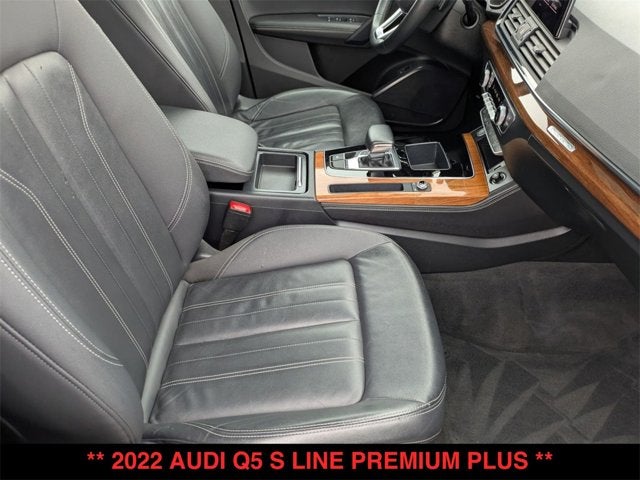 2022 Audi Q5 S line Premium Plus