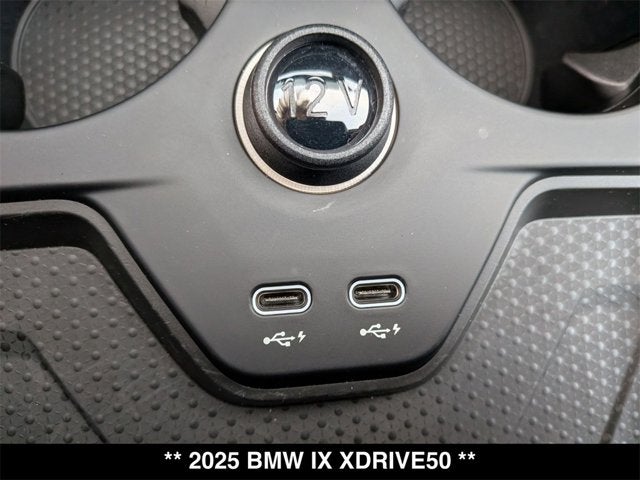 2025 BMW iX xDrive50