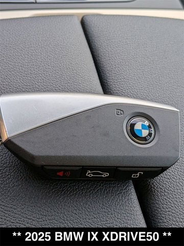 2025 BMW iX xDrive50