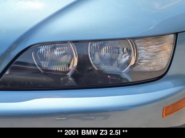 2001 BMW Z3 2.5i