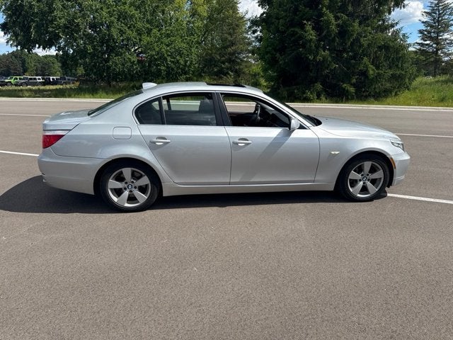 2008 BMW 5 Series 528xi