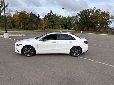 2019 Mercedes-Benz A 220 A 220