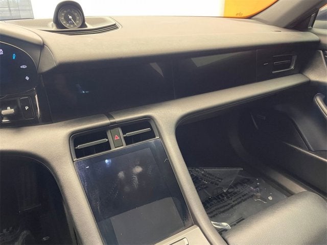 2024 Porsche Taycan 4