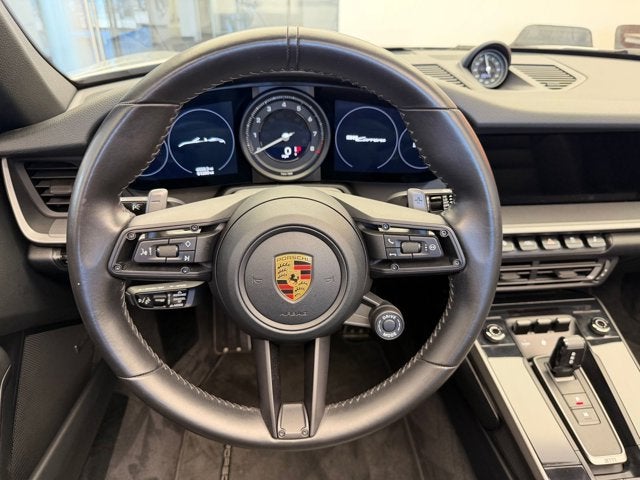 2020 Porsche 911 Carrera