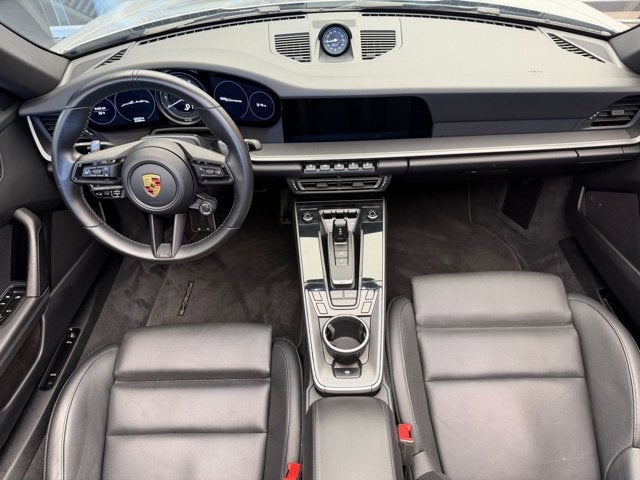 2020 Porsche 911 Carrera