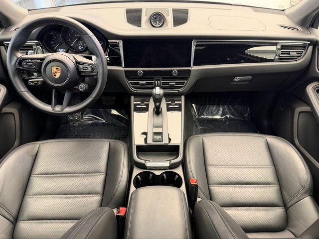 2024 Porsche Macan T
