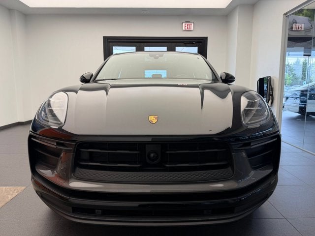 2024 Porsche Macan T