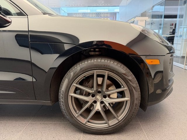 2024 Porsche Macan T