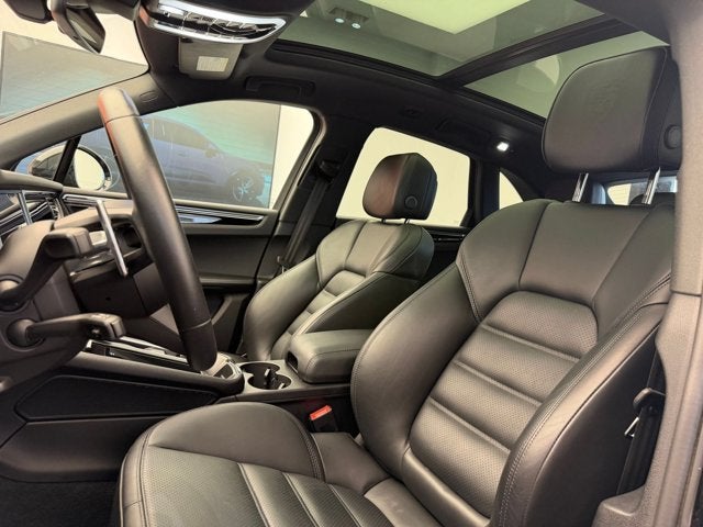 2024 Porsche Macan T