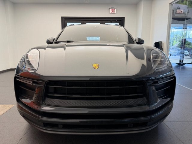 2022 Porsche Macan Base