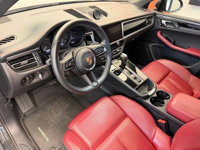 2022 Porsche Macan Base