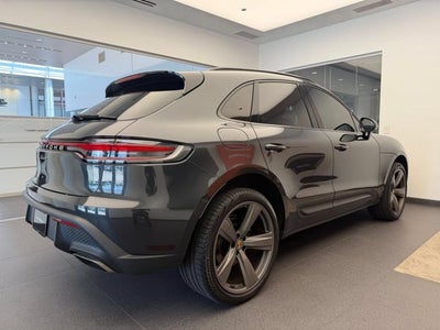 2022 Porsche Macan Base