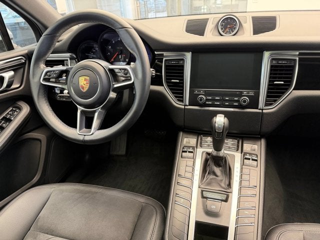 2017 Porsche Macan Base