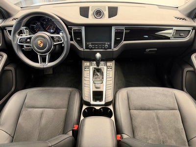 2017 Porsche Macan Base