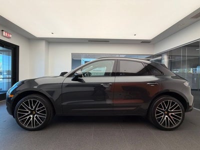 2026 Porsche Macan Base