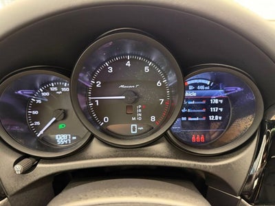 2026 Porsche Macan T