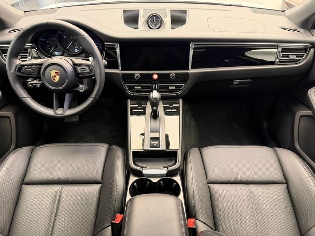 2026 Porsche Macan T
