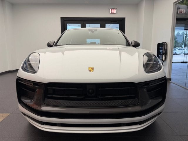 2026 Porsche Macan T