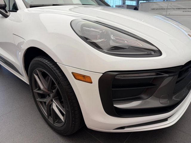 2026 Porsche Macan T