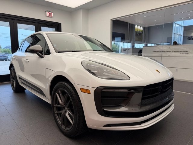 2026 Porsche Macan T