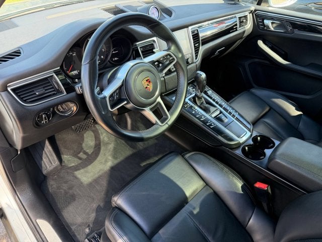 2017 Porsche Macan Base