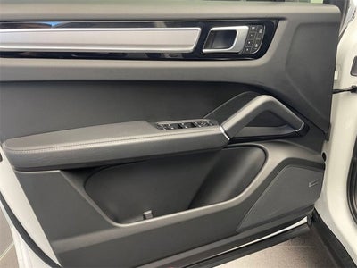 2022 Porsche Cayenne Platinum Edition