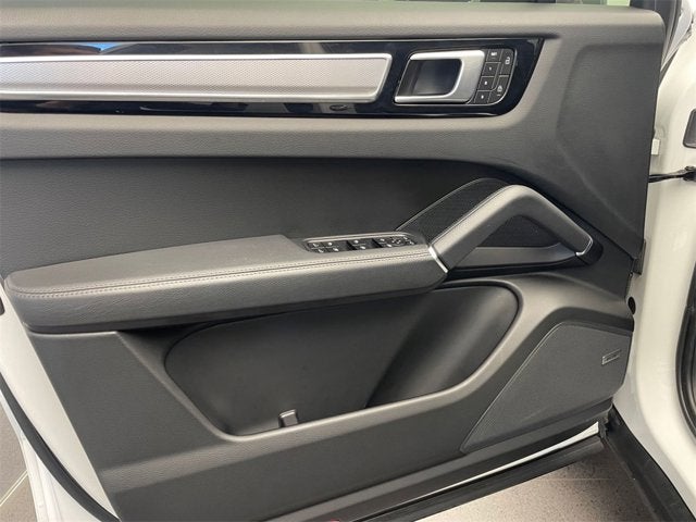 2022 Porsche Cayenne Platinum Edition