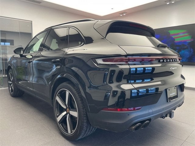 2025 Porsche Cayenne Base