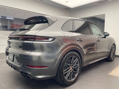 2025 Porsche Cayenne Base