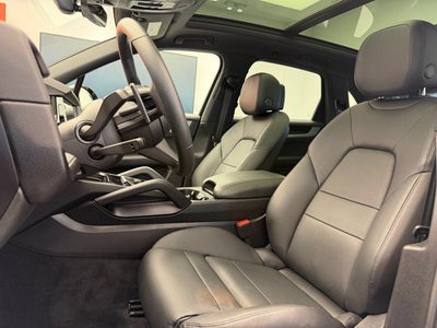 2026 Porsche Cayenne Base