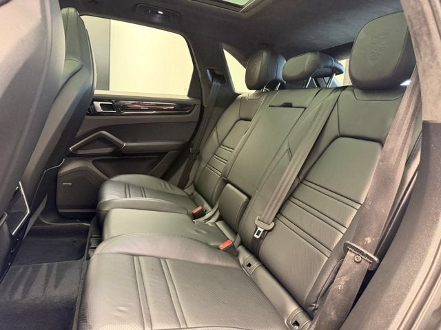 2021 Porsche Cayenne GTS