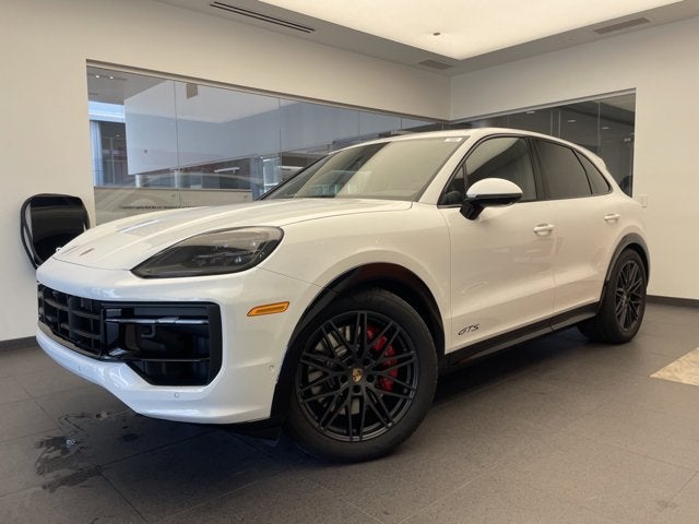 2026 Porsche Cayenne GTS