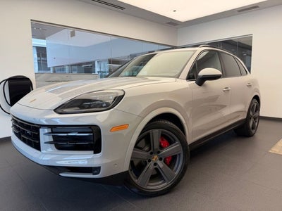 2024 Porsche Cayenne S