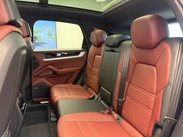 2024 Porsche Cayenne S