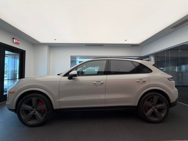 2024 Porsche Cayenne S