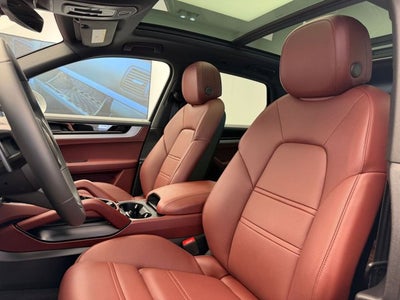 2024 Porsche Cayenne S