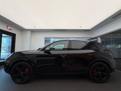 2025 Porsche Cayenne S