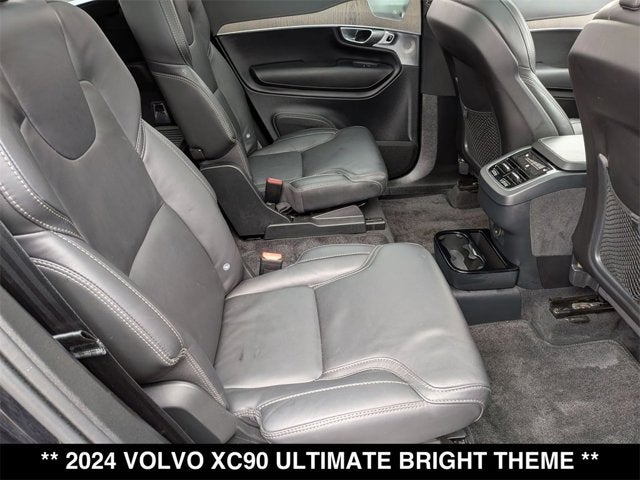 2024 Volvo XC90 Ultimate Bright Theme