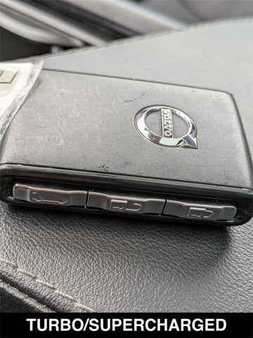 2024 Volvo XC90 Ultimate Bright Theme