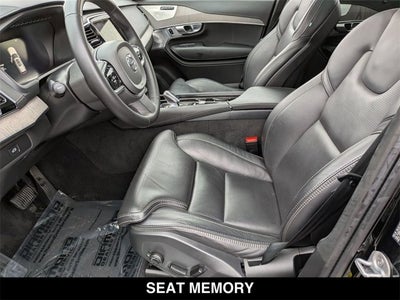 2024 Volvo XC90 Ultimate Bright Theme