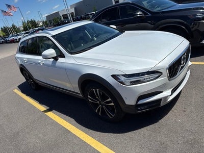 2018 Volvo V90 Cross Country T5