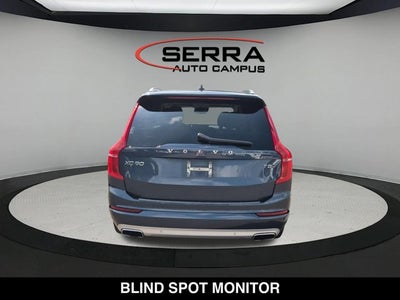 2021 Volvo XC90 Momentum