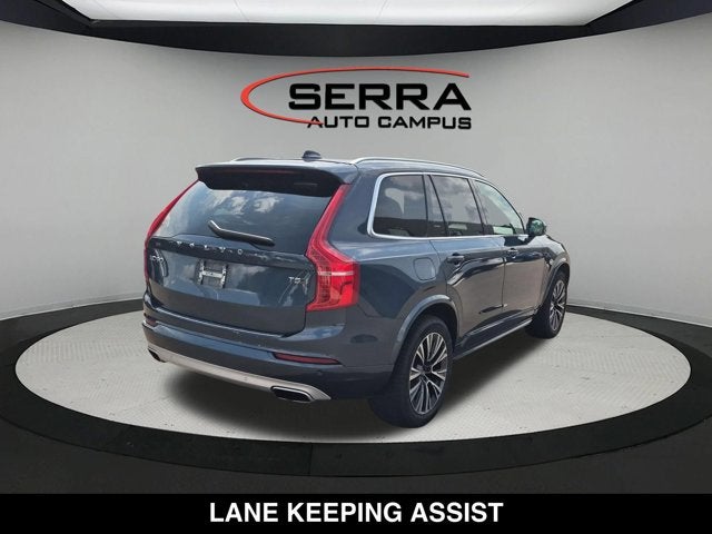 2021 Volvo XC90 Momentum