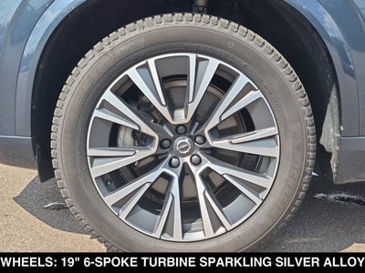 2021 Volvo XC90 Momentum