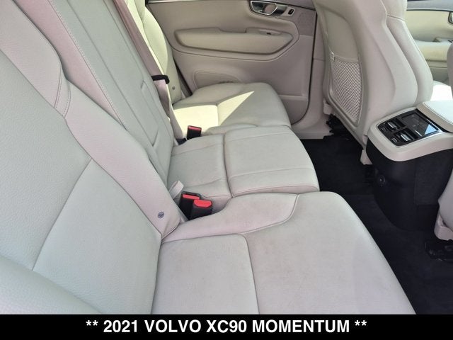 2021 Volvo XC90 Momentum